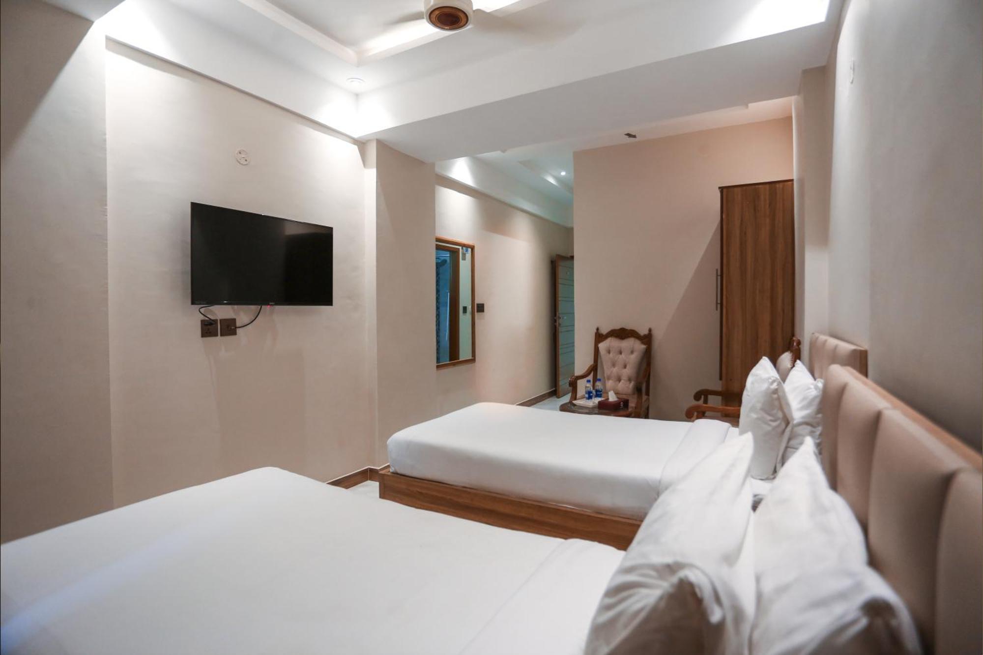 קראצ'י Hotel Pearl Inn מראה חיצוני תמונה